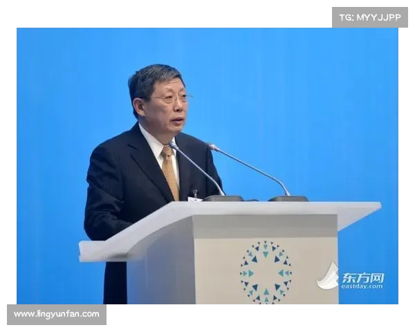 高尔夫提高班：精英培训课程助你突破技术瓶颈，迈向职业竞技之路